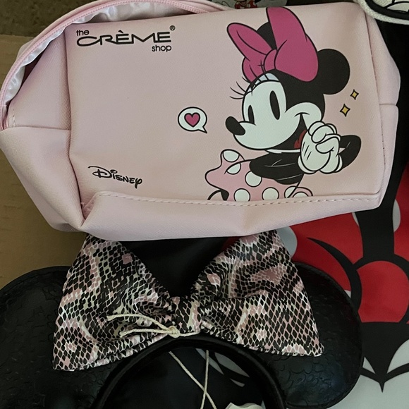 Minnie Mouse bundle - Picture 3 of 8